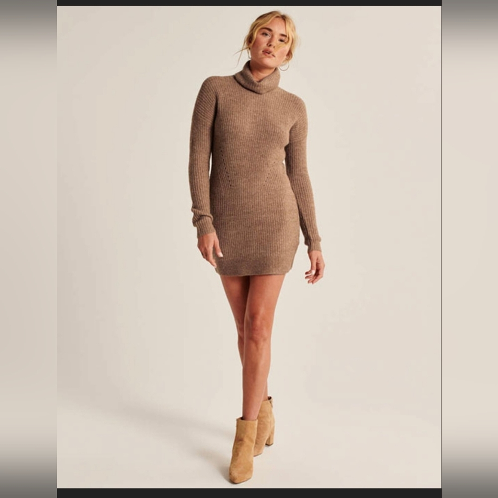 Abercrombie & Fitch sweater dress